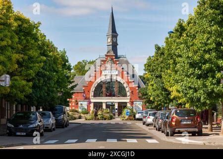 Albert, France - 12 septembre 2020 : la gare Albert est une gare ferroviaire de la ligne Paris-Nord à Lille située en centre-ville. Il a été mis en place Banque D'Images