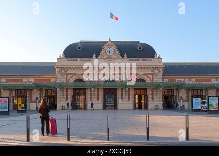 Nice, France - mars 27 2019 : la gare de Nice-ville est la gare principale de la ville. Banque D'Images