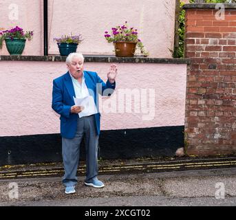 L'acteur Michael Terry dévoile une plaque pour marquer la maison d'enfance de Belinda Lee. Banque D'Images