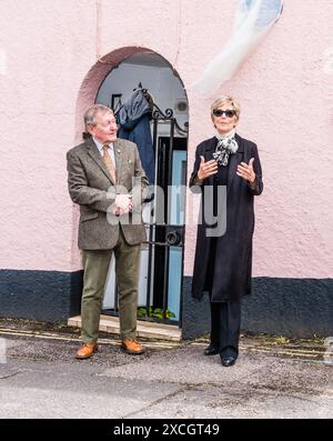 Judi Spiers dévoile une plaque pour marquer la maison d'enfance de l'actrice Belinda Lee. Banque D'Images