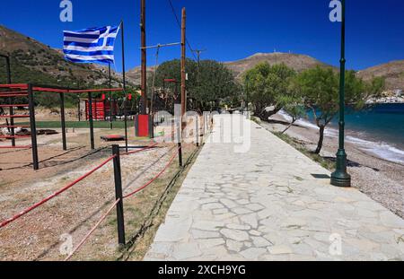 Street Workout Outdoor Gym, Livadia, Tilos, îles Dodécanèse, Egée du Sud, Grèce. Banque D'Images