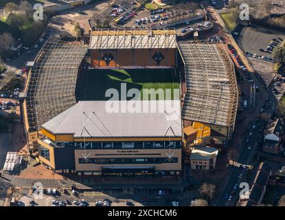 Photo aérienne du stade Wolverhampton Wanderers FC Molineux à 1500 mètres Banque D'Images