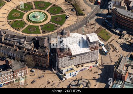 Photo aérienne du musée maritime de Hull enveloppé dans un échafaudage prise à 1500 pieds Banque D'Images