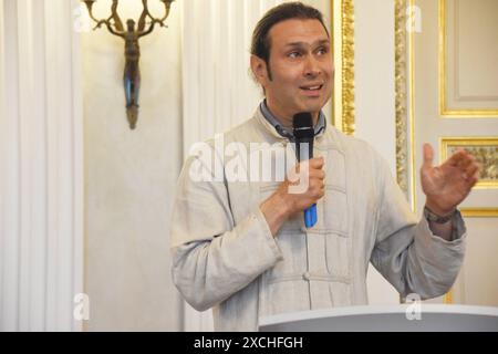 Vladimir Jurowski Bayerische Staatsoper Generalmusik Direktor Muenchen 17.06.2024 Bayerische Staatsoper Pressekonferenz-Personelle Weichenstellung Muenchen *** Vladimir Jurowski Opéra d'État bavarois Directeur général de la musique Munich 17 06 2024 Opéra d'État bavarois Conférence de presse personnel changement de cours Munich Banque D'Images