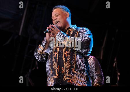 DeVere Duckett of the Earth, Wind and Fire Expereince au Cambridge Club Festival, Royaume-Uni. 8 juin 2024 Banque D'Images