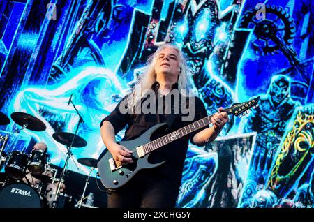 Marcus Siepen de Blind Guardian en concert au Release Athens Festival à Plateia Nerou / Grèce, juin 2024 Banque D'Images