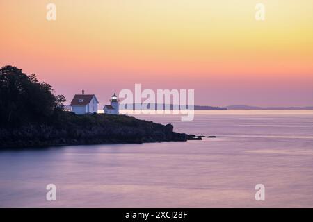 Phare de Curtis Island à l'aube, Camden, Maine Banque D'Images