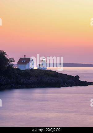 Phare de Curtis Island à l'aube, Camden, Maine Banque D'Images