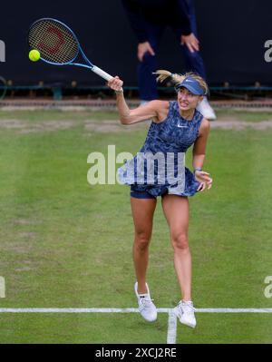 Birmingham, Royaume-Uni. 17 juin 2024 ; Edgbaston Priory Club, Birmingham, Angleterre : Rothesay Tennis Classic Birmingham, jour 1 ; nastasia Potapova dans son match en simple femme contre Elina Avanesyan crédit : action plus Sports images/Alamy Live News Banque D'Images