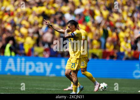 Nicolae Stanciu célèbre après avoir marqué un but lors d'un match de l'UEFA Euro 2024 entre les équipes nationales de Roumanie et d'Ukraine à Allianz Arena, Munich, Ger Banque D'Images