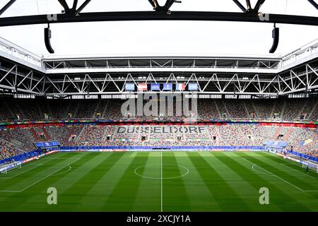 Duesseldorf, Allemagne. 17 juin 2024. Football, UEFA Euro 2024, Championnat d'Europe, tour préliminaire, groupe d, match jour 1, Düsseldorf Arena, vue dans l'arène avant le match. Crédit : Fabian Strauch/dpa/Alamy Live News Banque D'Images