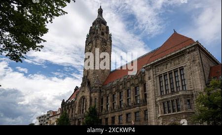 Berlin, Allemagne. 17 juin 2024. Vue extérieure de la mairie de Charlottenburg dans le quartier du même nom. Crédit : Monika Skolimowska/dpa/Alamy Live News Banque D'Images