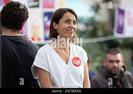 Montreuil, France. 17 juin 2024. Sophie Binet, secrétaire générale de la CGT, lors d'une réunion de campagne électorale législative en plein air sur la place Jean-Jaurès à Montreuil, près de Paris, avec la société civile de la coalition électorale des partis de gauche baptisée Nouveau Front populaire 2024. Photo Raphael Lafargue/ABACAPRESS. COM Credit : Abaca Press/Alamy Live News Banque D'Images