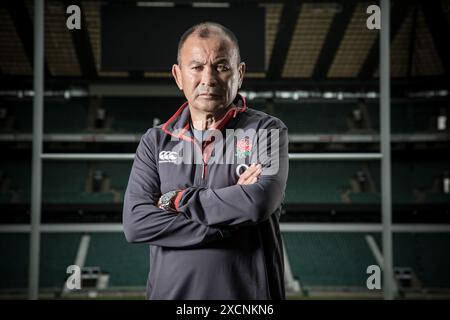 Eddie Jones, entraîneur de rugby de l'Angleterre, séance de portrait photographiée au Twickenham Stadium, Londres, Angleterre. Banque D'Images