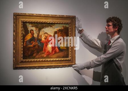 Londres, Royaume-Uni. 18 juin 2024. Le premier chef-d'œuvre de Titien Rest on the Flight into Egypt Century (estimation : £15 000 000 - 25,000,000) sera en vedette des anciens maîtres de Christie le 2 juillet 2024, ayant appartenu aux ducs, archiducs et empereurs romains, il a été pillé par Napoléon et volé à la fin du 20ème siècle. Credit : Amer Ghazzal/Alamy Live News Banque D'Images