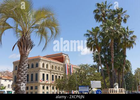 Cannes, France. 16 mai 2024. Bâtiment à Cannes le 16 mai 2024 à Cannes, France. Crédit : Gerard Crossay/Alamy Stock photo Banque D'Images