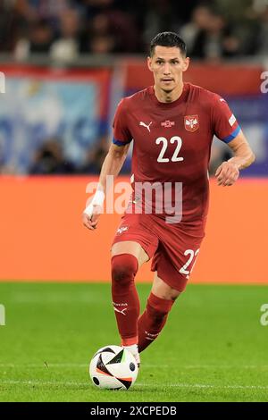 Gelsenkirchen, Allemagne. 16 juin 2024. Le serbe Sasa Lukic lors du match de football Euro 2024 entre la Serbie et l'Angleterre à l'Arena AufSchalke, stade, Gelsenkirchen, Allemagne - dimanche 16 juin 2024. Sport - Soccer . (Photo de Fabio Ferrari/LaPresse) crédit : LaPresse/Alamy Live News Banque D'Images