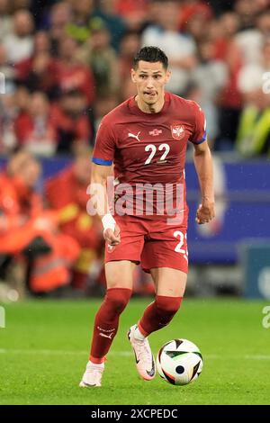 Gelsenkirchen, Allemagne. 16 juin 2024. Le serbe Sasa Lukic lors du match de football Euro 2024 entre la Serbie et l'Angleterre à l'Arena AufSchalke, stade, Gelsenkirchen, Allemagne - dimanche 16 juin 2024. Sport - Soccer . (Photo de Fabio Ferrari/LaPresse) crédit : LaPresse/Alamy Live News Banque D'Images