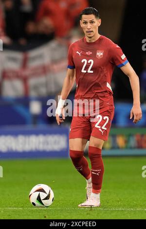 Gelsenkirchen, Allemagne. 16 juin 2024. Le serbe Sasa Lukic lors du match de football Euro 2024 entre la Serbie et l'Angleterre à l'Arena AufSchalke, stade, Gelsenkirchen, Allemagne - dimanche 16 juin 2024. Sport - Soccer . (Photo de Fabio Ferrari/LaPresse) crédit : LaPresse/Alamy Live News Banque D'Images