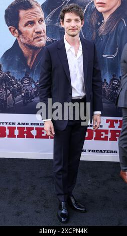 HOLLYWOOD, LOS ANGELES, CALIFORNIE, États-Unis - 17 JUIN : Mike Faist arrive à la première de Los Angeles de Focus Features 'The Bikeriders' qui a eu lieu au TCL Chinese Theatre IMAX le 17 juin 2024 à Hollywood, Los Angeles, Californie, États-Unis. (Photo de Xavier Collin/image Press Agency) Banque D'Images