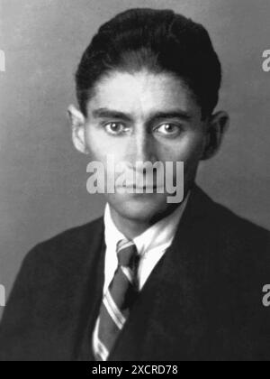 Dernière photographie connue de Franz Kafka, vers 1923. Colorisé. Franz Kafka (1883-1924) était un romancier germanophone de Bohême et une base d'écrivains de nouvelles Banque D'Images