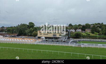 Worcester Racecourse - Nouvelle salle de pesée - juin 2024 Banque D'Images