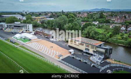 Worcester Racecourse - Nouvelle salle de pesée - juin 2024 Banque D'Images