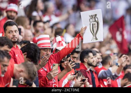 BVB Stadion Dortmund, Dortmund, Allemagne. 18 juin 2024. Euro 2024 Groupe F Football, Turquie contre Géorgie ; fans de Turquie crédit : action plus Sports/Alamy Live News Banque D'Images