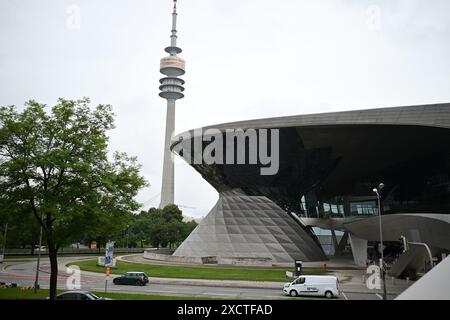 BMW Welt à Munich, Bavière, Allemagne Banque D'Images