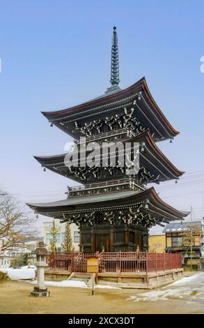 Une pagode japonaise enneigée Banque D'Images