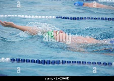 MARCHAND Léon OF. DAUPHINS TOULOUSE OEC lors des championnats de France de natation 2024 le 18 juin 2024 au complexe aquatique Odyssée à Chartres - photo Laurent Lairys/ ABACAPRESS. COM Banque D'Images