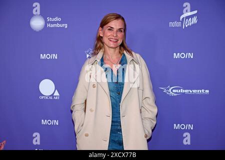 Andrea Luedke beim moin Mittsommer Jahresempfang 2023 der Filmförderung Hamburg Schleswig-Holstein im Theater Kampnagel. Hambourg, 18.06.2024 Andrea Luedke beim moin Mittsommerfest auf Kampnagel., Hamburg Hamburg Deutschland Kampnagel *** Andrea Luedke au moin Mittsommer réception annuelle 2023 de Filmförderung Hamburg Schleswig Holstein au Theater Kampnagel Hamburg, 18 06 2024 Andrea Luedke au Moin Mittsommerfest à Kampnagel , Hamburg Hamburg Germany Kampnagel Banque D'Images