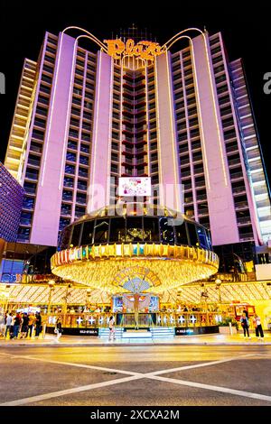 Bar Carousel devant le Plaza Hotel & Casino, Fremont Street Experience, Las Vegas, Nevada, États-Unis Banque D'Images