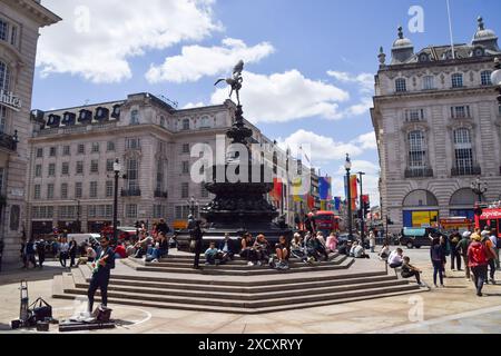 Londres, Royaume-Uni - 17 juin 2024. Piccadilly Circus vue de jour. Crédit : Vuk Valcic/Alamy Banque D'Images