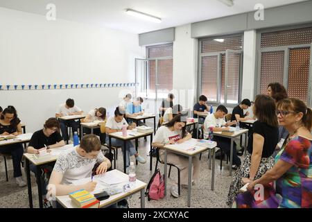 Brescia, Italie. 19 juin 2024. Esami di maturita all'Istituto Tecnico Itis, Brescia 19 giugno 2024. La presse Riccardo Bortolotti crédit : LaPresse/Alamy Live News Banque D'Images