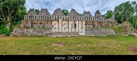 Ancien pigeonnier maya, Uxmal, Yucatan, Mexique Banque D'Images