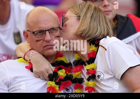 Stuttgart, Allemagne. 19 juin 2024. Les supporters allemands lors du match de football Euro 2024 entre l'Allemagne et la Hongrie à la Stuttgart Arena, Stuttgart, Allemagne - mercredi 19 juin 2024. Sport - Soccer . (Photo de Spada/LaPresse) crédit : LaPresse/Alamy Live News Banque D'Images