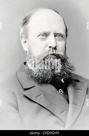 Othniel Charles Marsh (1831-1899), professeur américain de paléontologie au Yale College et président de la National Academy of Sciences. Marsh, qui a découvert 80 nouvelles espèces de dinosaures, a concouru avec Edward Drinker Cope, un paléontologue des années 1870 aux années 1890, dans une période d'expéditions frénétiques de chasse aux fossiles en Amérique de l'Ouest, connues sous le nom de « Bone Wars ». Banque D'Images