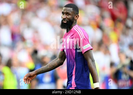 Stuttgart, Allemagne. 19 juin 2024. Football, UEFA Euro 2024, Championnat d'Europe, Allemagne - Hongrie, Tour préliminaire, groupe A, Journée 2, Stuttgart Arena, l'Allemand Antonio Rüdiger après le match. Crédit : Federico Gambarini/dpa/Alamy Live News Banque D'Images