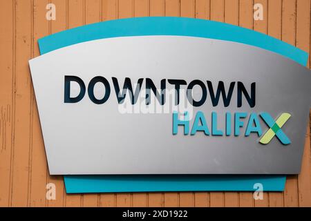 Bienvenue au centre-ville de Halifax signe sur la promenade riveraine à Halifax, Nouvelle-Écosse, Canada Banque D'Images