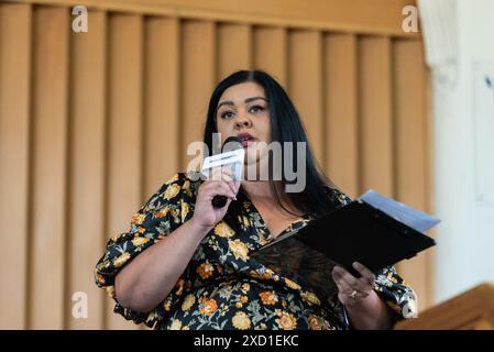 Belle vue Baptist Church, Southend on Sea, Essex, Royaume-Uni. 19 juin 2024. Les principaux candidats se présentant pour la circonscription se sont réunis aux Hustings pour présenter leurs manifestes et répondre aux questions du public. Cette circonscription et ses limites antérieures de Southend East sont conservatrices depuis sa formation en 1950. 2024 candidats dont Bianca Isherwood (Parti du patrimoine) Banque D'Images