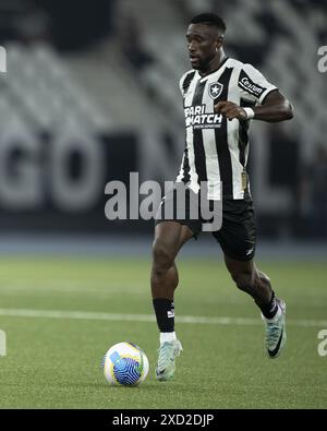 Rio de Janeiro, Brésil. 20 juin 2024. RJ - RIO DE JANEIRO - 06/19/2024 - BRÉSIL A 2024, BOTAFOGO x ATHLETICO-PR - Bastos Botafogo joueur lors d'un match contre Athletico-PR au stade Engenhao pour le championnat brésilien A 2024. Photo : Jorge Rodrigues/AGIF crédit : AGIF/Alamy Live News Banque D'Images