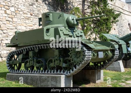 Char léger américain Stuart M3A1 MK3 exposé au musée militaire de la forteresse de Belgrade. Avril 2024. Banque D'Images