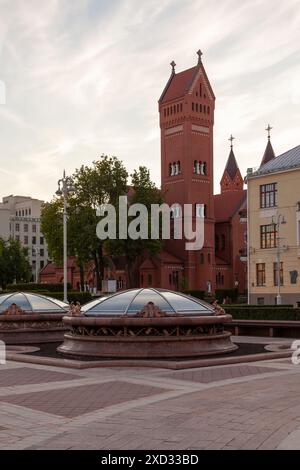 L'église de Simeon et de la fabrique Helena dans le centre de Minsk, Biélorussie. Banque D'Images