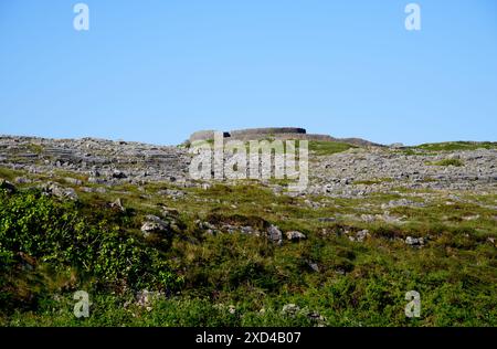 Vue sur Stone Ring Fort Dun Eochla, monument historique sur l'île d'Aran en République d'Irlande Banque D'Images