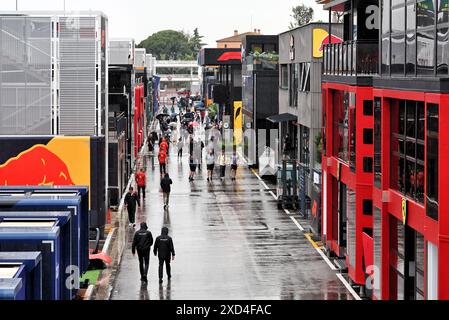 Barcelone, Espagne. 20 juin 2024. Atmosphère de paddock. Championnat du monde de formule 1, Rd 10, Grand Prix d'Espagne, jeudi 20 juin 2024. Barcelone, Espagne. Crédit : James Moy/Alamy Live News Banque D'Images