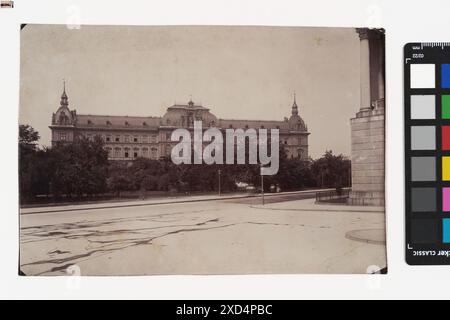 1., Schmerlingplatz 10-11 - Justizpalast - Blick vom Dr-Karl-Renner-Ring inconnu, photographe timtom, bâtiment de cour, jardins publics, parc, carré, lieu, cirque, etc., éclairage de rue, Justizpalast, Schmerlingplatz vers 1900 Banque D'Images