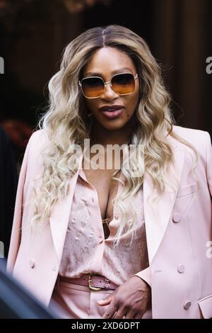 Milan, Italie. 17 juin 2024. Serena Williams est vue lors de la semaine de la mode masculine de Milan printemps/été 2025 à Milan, Italie, le 17 juin 2024 (photo par Alessandro Bremec/NurPhoto). Crédit : NurPhoto SRL/Alamy Live News Banque D'Images