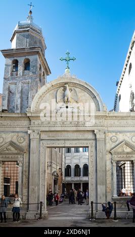 Venise, Italie, écran en marbre de Pietro Lombardo de San Giovanni Evangelista (Chiesa di San Giovanni Evangelista), éditorial seulement. Banque D'Images