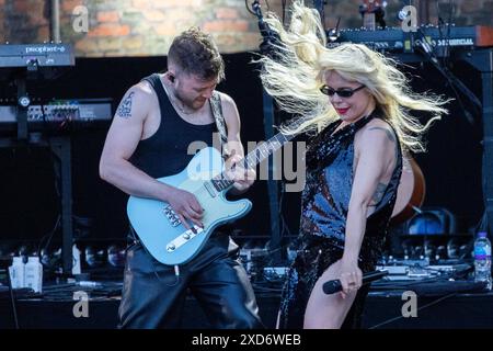 Hampton, Londres, Royaume-Uni. Jeudi 20 juin 2024. La chanteuse britannique Paloma Faith se produit au Hampton court Palace Festival. Crédit : Katie Collins/EMPICS/Alamy Live News Banque D'Images